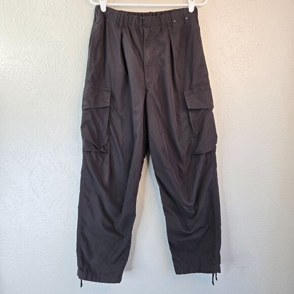 Uniqlo Wide Parachute Cargo Pants Black Nylon Drawstring Baggy Jogger Sz 27 X 30 - Picture 1 of 11